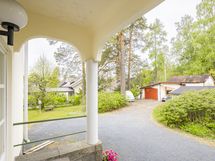 näkymät pihalle