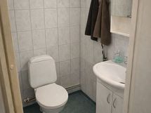 Erillinen wc