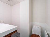Kuva yläkerran wc / kph