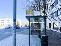 Bussipysäkki  löytyy  läheltä.