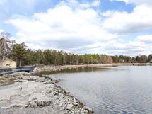 Lähistöllä luontoa ja kauniita maisemia.