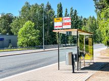 S-marketin vierestä on hyvät kulkuyhteydet