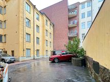 Näkymä sisäpihalta.