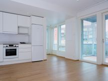 Oleskelu- ja ruokailutila