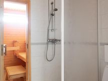 Kylpyhuone/wc ja sauna
