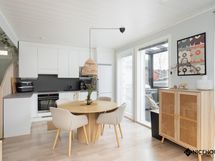 Tyylikäs Charmia-keittiö
