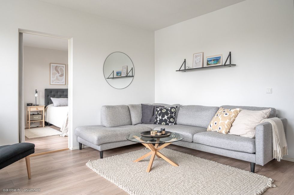 Laadukas remontti, avara pohja ja luonnonläheisyys yhdistyvät Viertolassa sijaitsevassa kaksiossa.