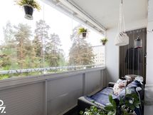 Reilunkokoinen lasitettu parveke!