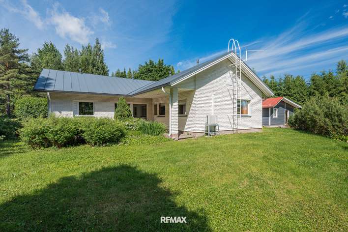 Omakotitalo, 3h, th, k, kph, s, wc, terassi, autotalli, ulkorakennus, 124/165 m², Sammalisto, Orimattila