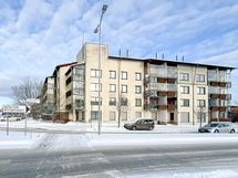 Tämä taloyhtiö on rakennettu omalle tontille.