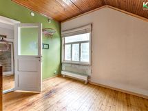 Yläkerran makuuhuone