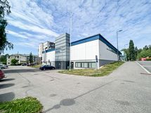 Martinlaakson uimahalli  Martinlaaksonkujalla n. 1,1 km.