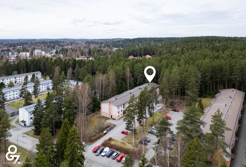 Tämä asunto on Kangasalan harjun juurella ja maisemat kutsuvat ulkoilemaan heti asunnon vierestä!