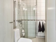 Yläkerran kph/wc