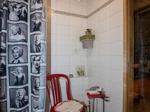 Kylpyhuone, sauna ja erillinen wc on remontoitu 2017.