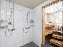 Kellarikerroksen kph/sauna