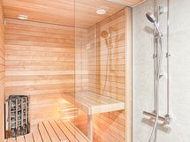 Kodin oma sauna.