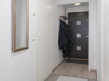 Eteinen