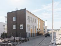 Julkisivu sisäpihalle