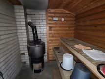 Huoltorakennuksen sauna