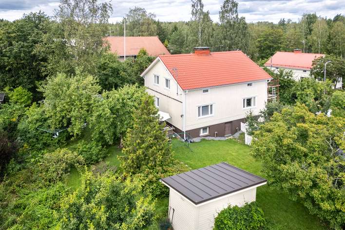 Paritalo, 3 h, k, s, kph, khh, 2xwc, piha, 75/100 m², Kissanmaa, Tampere