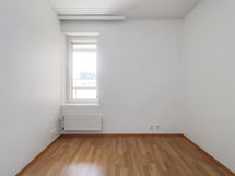 Kiviparintie 2 F