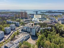 Kauppakeskus Columbus ja metroasema 400 m päässä.