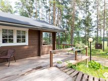 Julkisivu