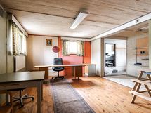 Kellarin työhuone/ask.huone