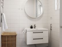 Yläkerran erillis wc