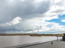 Taloyhtiön kattoterassilta