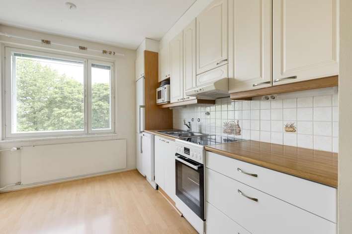 Kerrostalo, 2h + k + lasitettu parveke, 57 m², Keskusta, Pori