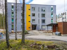 Julkisivu