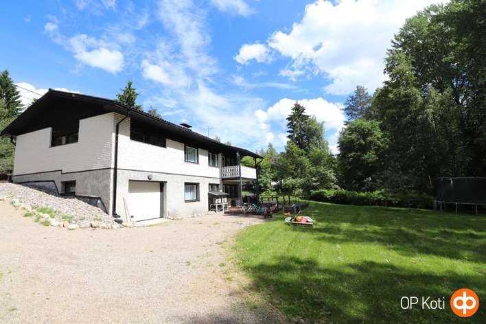 Omakotitalo, 5h, k, th, et, khh, kh, s, 134/220 m², Saarijärvi