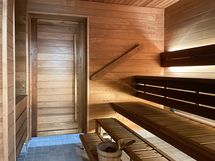 Taloyhtiön sauna.