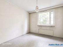 Makuuhuone tyhjänä