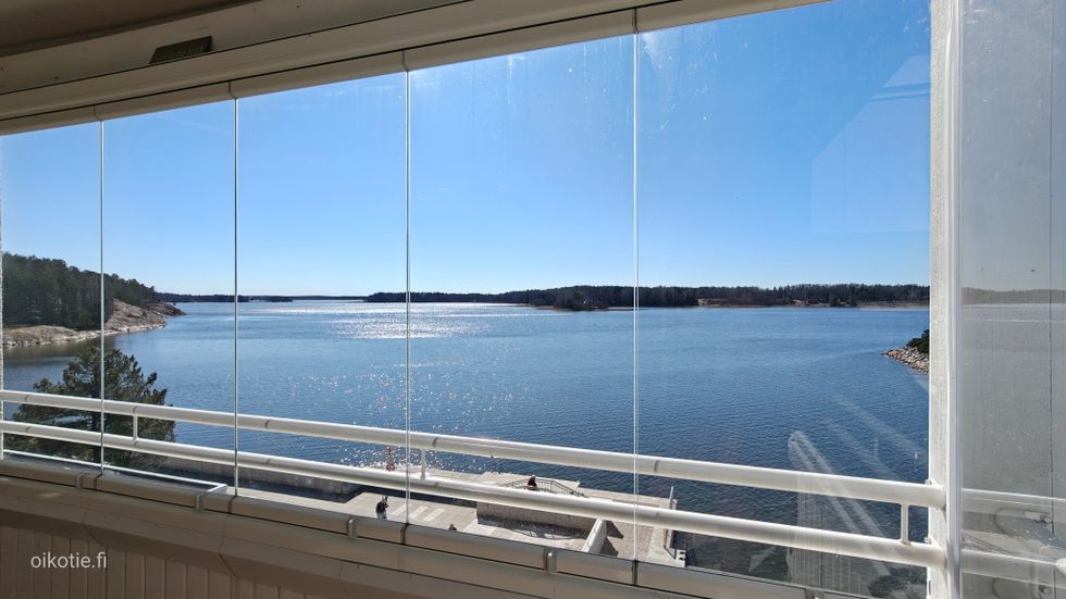 Täydellinen merinäköala parvekkeelta!