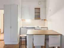 Tässä kauniissa kaupunkikodissa on tehokkaat neliöt, sekä hyvä pohjaratkaisu!