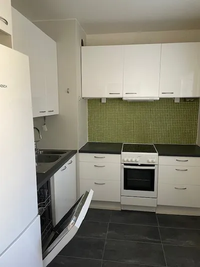 Kerrostalo, 2h + k + parveke/terassi, 52 m², Karhuvuori