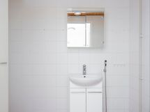 Erillinen WC.