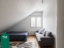 Yläkerran makuuhuone nro 4