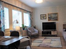 Olohuone kalustettuna vuonna 2022