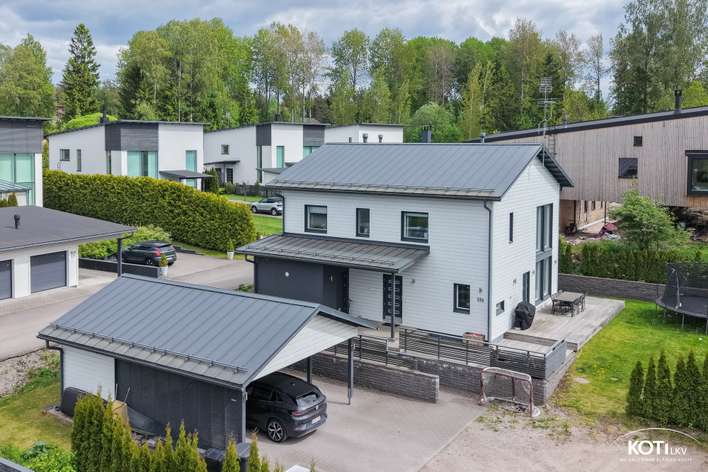 Omakotitalo, 5H+K+S+KHH+AK+KPH+2 WC, 145/170 m², Nöykkiönlaakso, Espoo