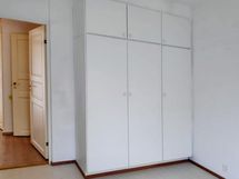 Makuuhuoneen kaapisto