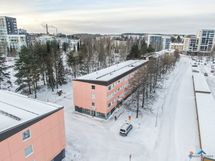 Taloyhtiössä ulkovuori remontti ja putkiremontti tehtyinä ja tontti ostettu omaksi.