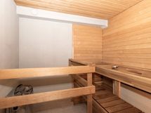 Asukkaiden iloksi yhtiöstä löytyy myös sauna.