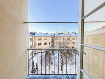 Taloyhtiön tuuletusparveke