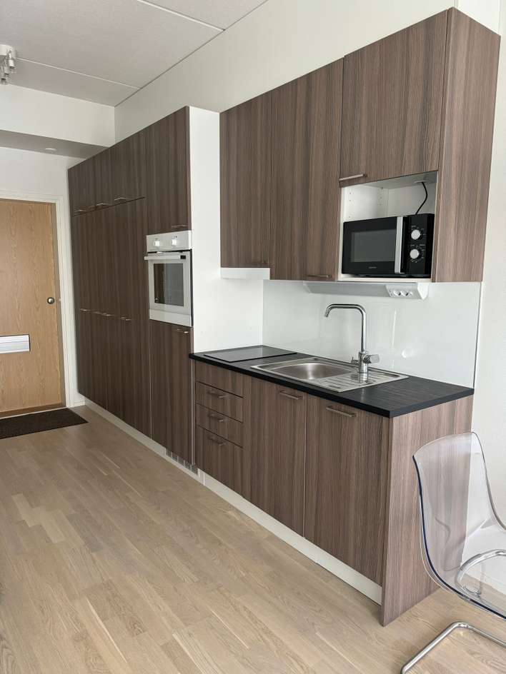 Kerrostalo, 1h, kt, suuri lasitettu parveke, 25 m², Finnoo – pohled 4