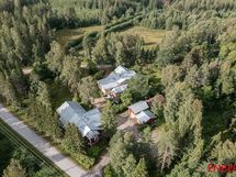 Ilmakuva Kartanon pihapiiristä