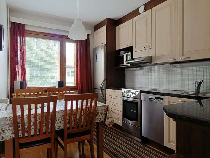 Kerrostalo, Kalustettu + 2h + k + parveke, 46 m², KISSANMAA, Tampere